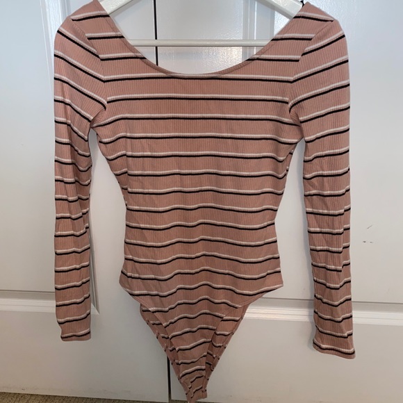H&M stripped long sleeve bodysuit - Picture 1 of 4